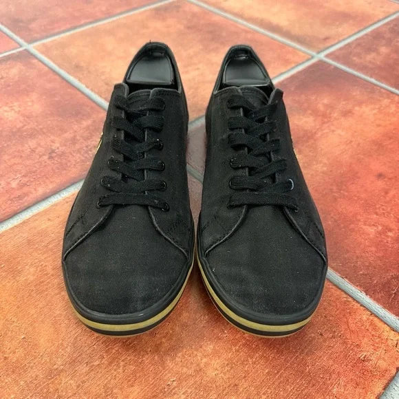 Fred Perry Black Embroidered Logo Lace-Up Rubber Sole Sneakers Size US 10 - Picture 3 of 13